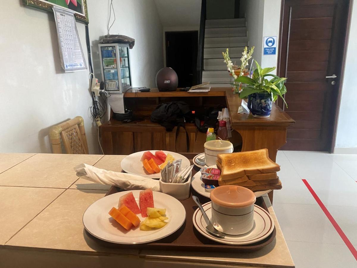 Suwardika Homestay & Dormitory سانور المظهر الخارجي الصورة